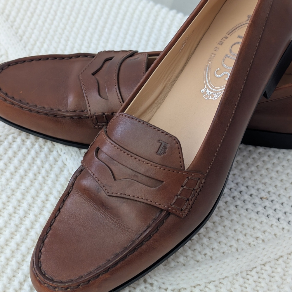 TODs women's loafers - see sizing note
